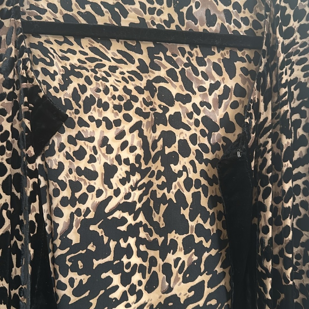Velvet Leopard Print Cape - image 6